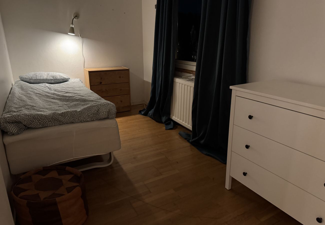 Stuga i Göteborg - Rymligt hus för arbetslag – 11 sovrum, 15 bäddar – Göteborg |SE08086