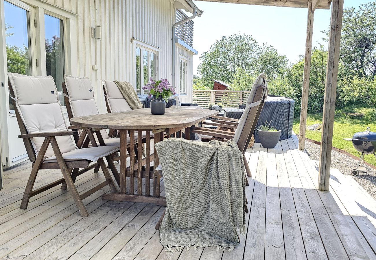 Stuga i Uddevalla - Charmigt hus nära Lysekil & Skaftö | SE09160