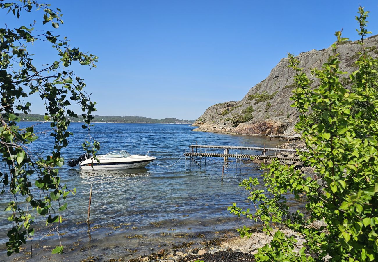 Stuga i Uddevalla - Charmigt hus nära Lysekil & Skaftö | SE09160