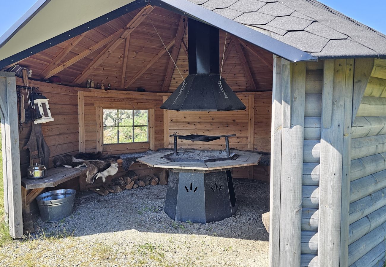 Stuga i Uddevalla - Charmigt hus nära Lysekil & Skaftö | SE09160