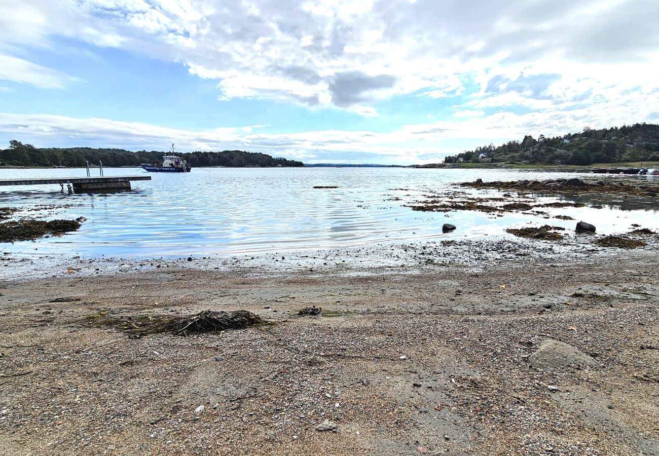 Stuga i Myggenäs - Underbar villa med panoramautsikt över havet | SE09144