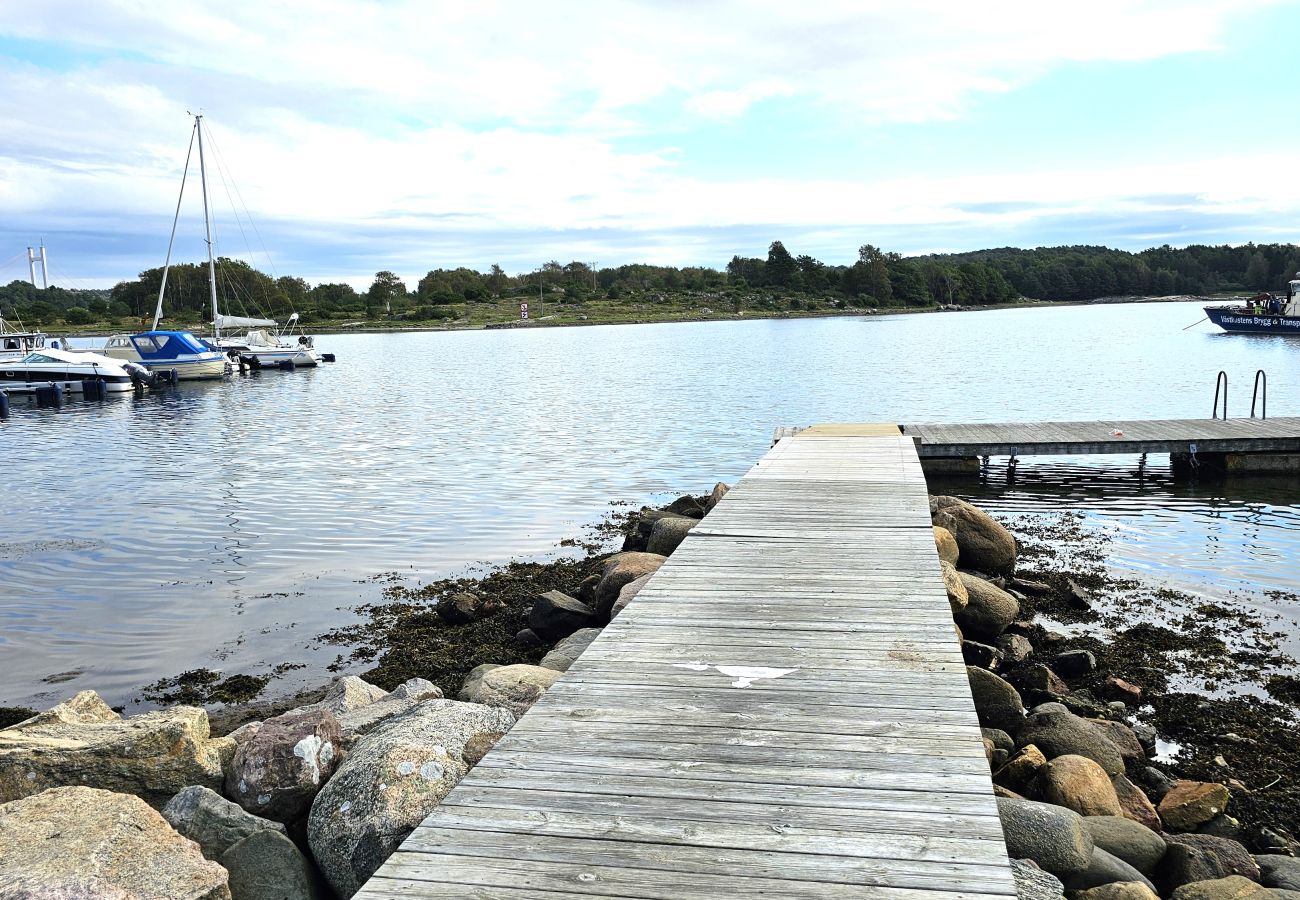 Stuga i Myggenäs - Underbar villa med panoramautsikt över havet | SE09144