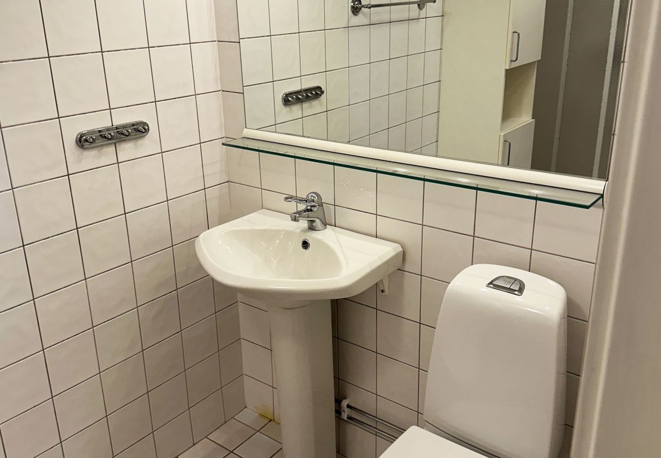 Stuga i Älta - Rymlig villa i natursköna Älta – perfekt för upp till 8 vuxna |SE13080