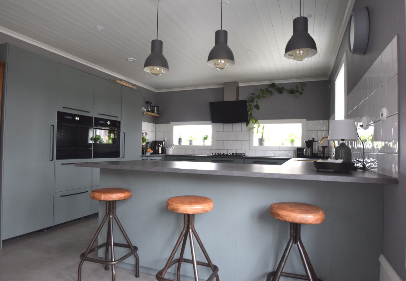 Villa i Henån - Nybyggt hus nära hav & badplats | SE09166