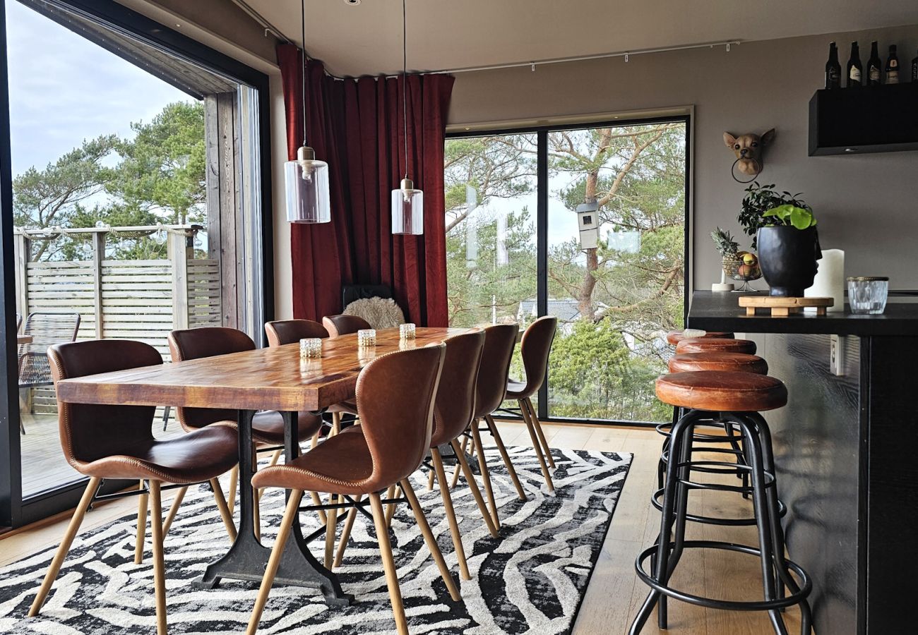 Villa i Varekil - Villa med pool och havsutsikt på Orust | SE09168