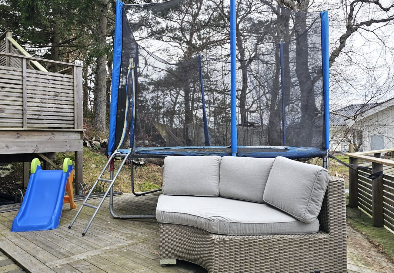 Villa i Varekil - Villa med pool och havsutsikt på Orust | SE09168