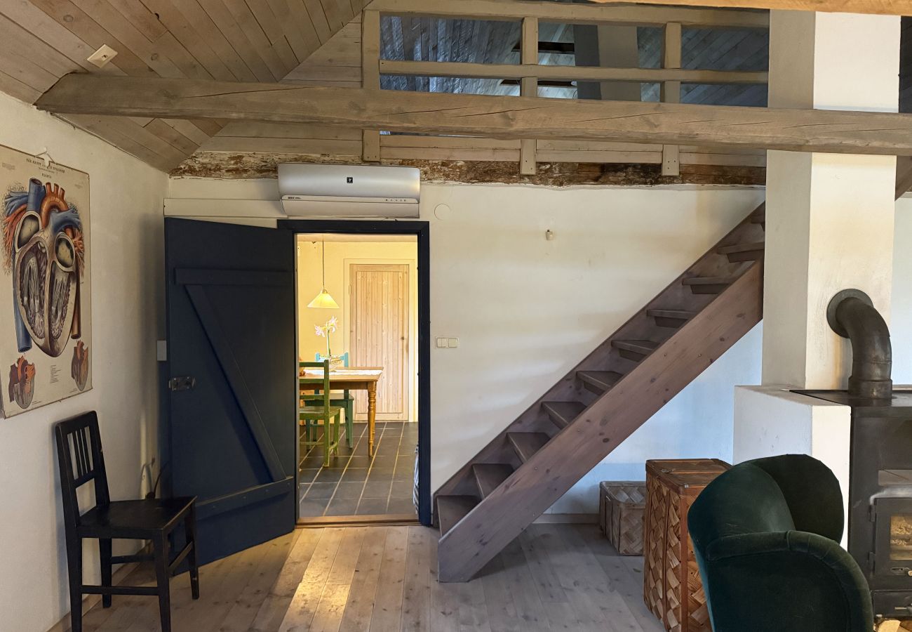 Stuga i Gärsnäs - Charmigt semesterboende på vackra Österlen |SE01085