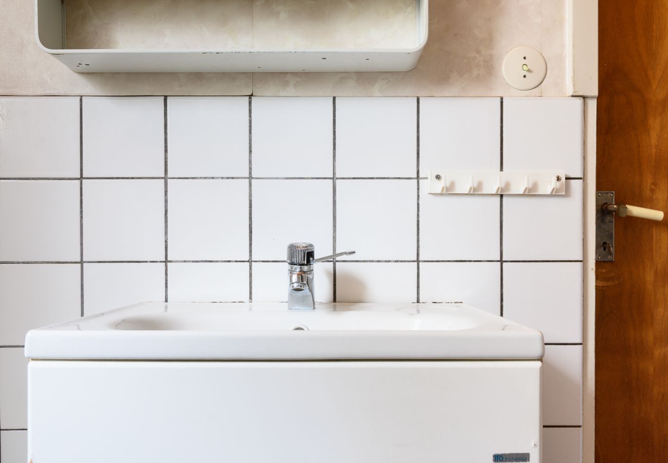 Stuga i Åseda - Semesterhus med sjöläge i Åseda |SE06091