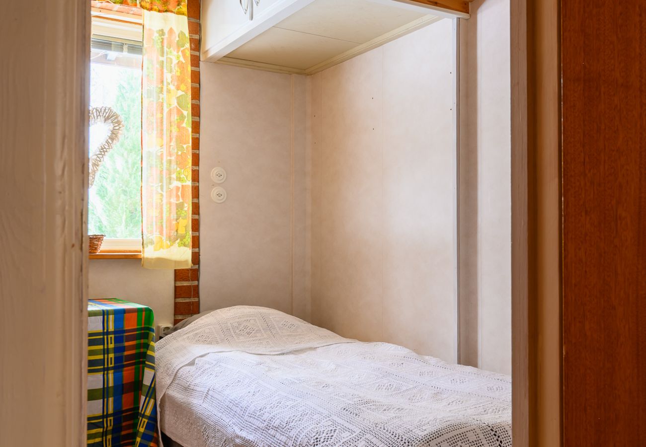 Stuga i Åseda - Semesterhus med sjöläge i Åseda |SE06091