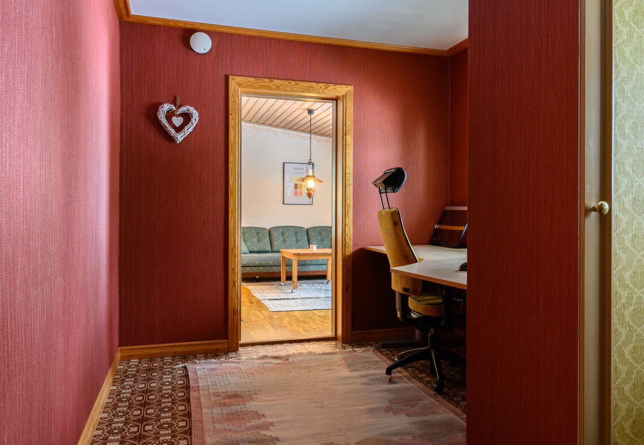 Stuga i Åseda - Semesterhus med sjöläge i Åseda |SE06091