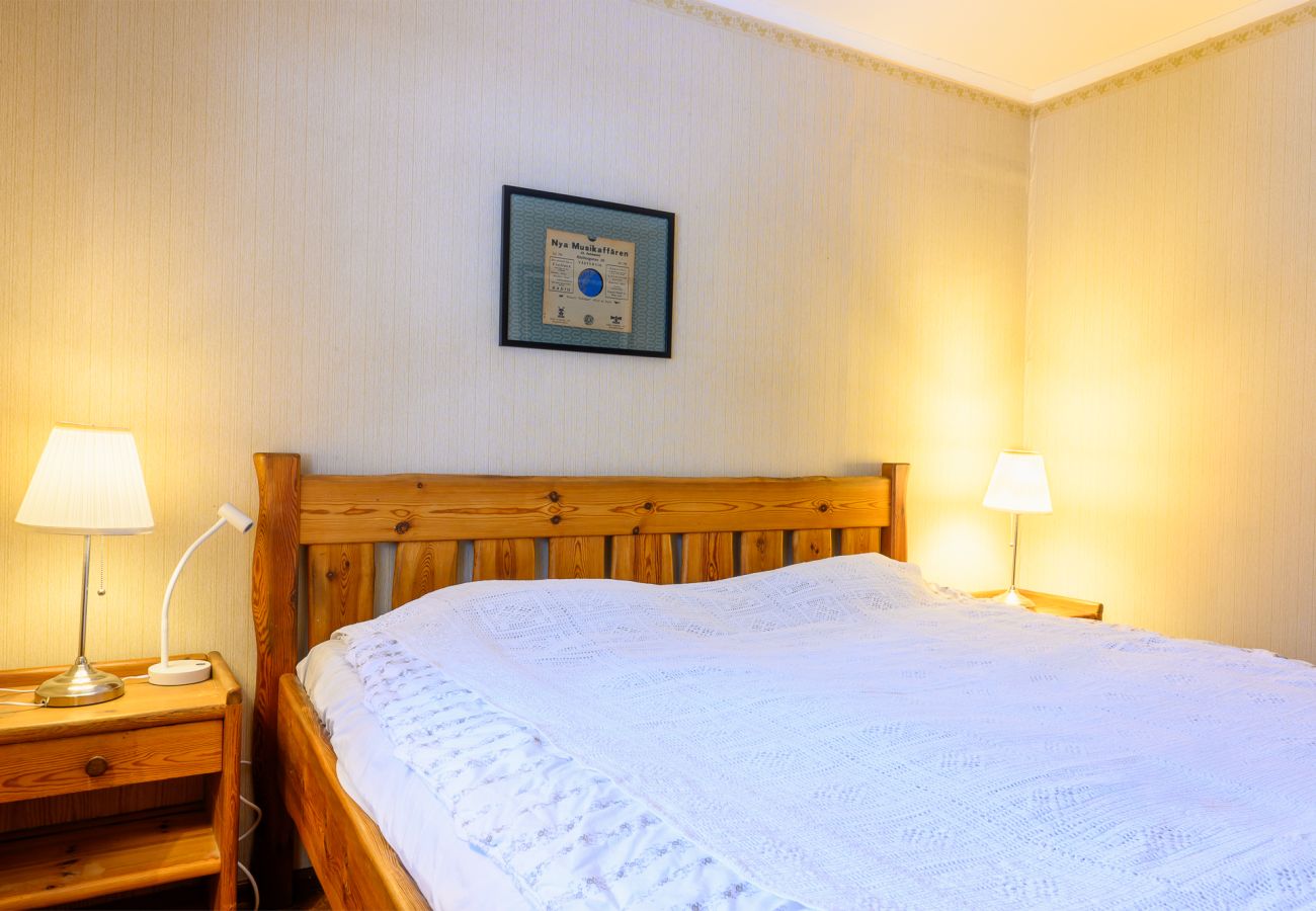 Stuga i Åseda - Semesterhus med sjöläge i Åseda |SE06091