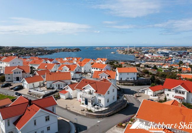 Stuga i Rönnäng - Stort modernt hus vid havet i Rönnäng | SE09177