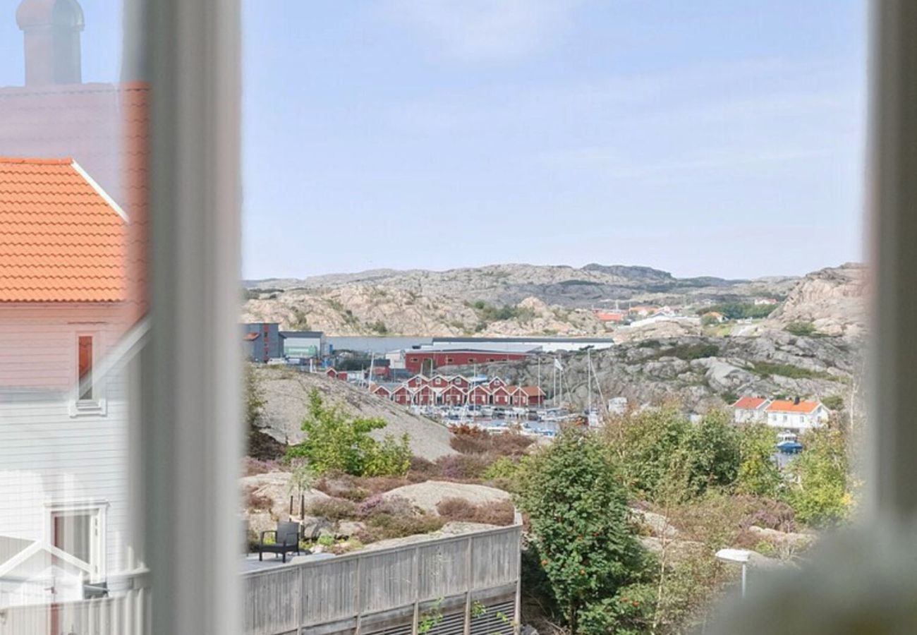 Stuga i Rönnäng - Stort modernt hus vid havet i Rönnäng | SE09177