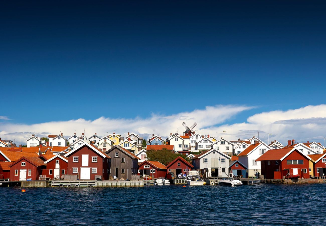Stuga i Rönnäng - Stort modernt hus vid havet i Rönnäng | SE09177