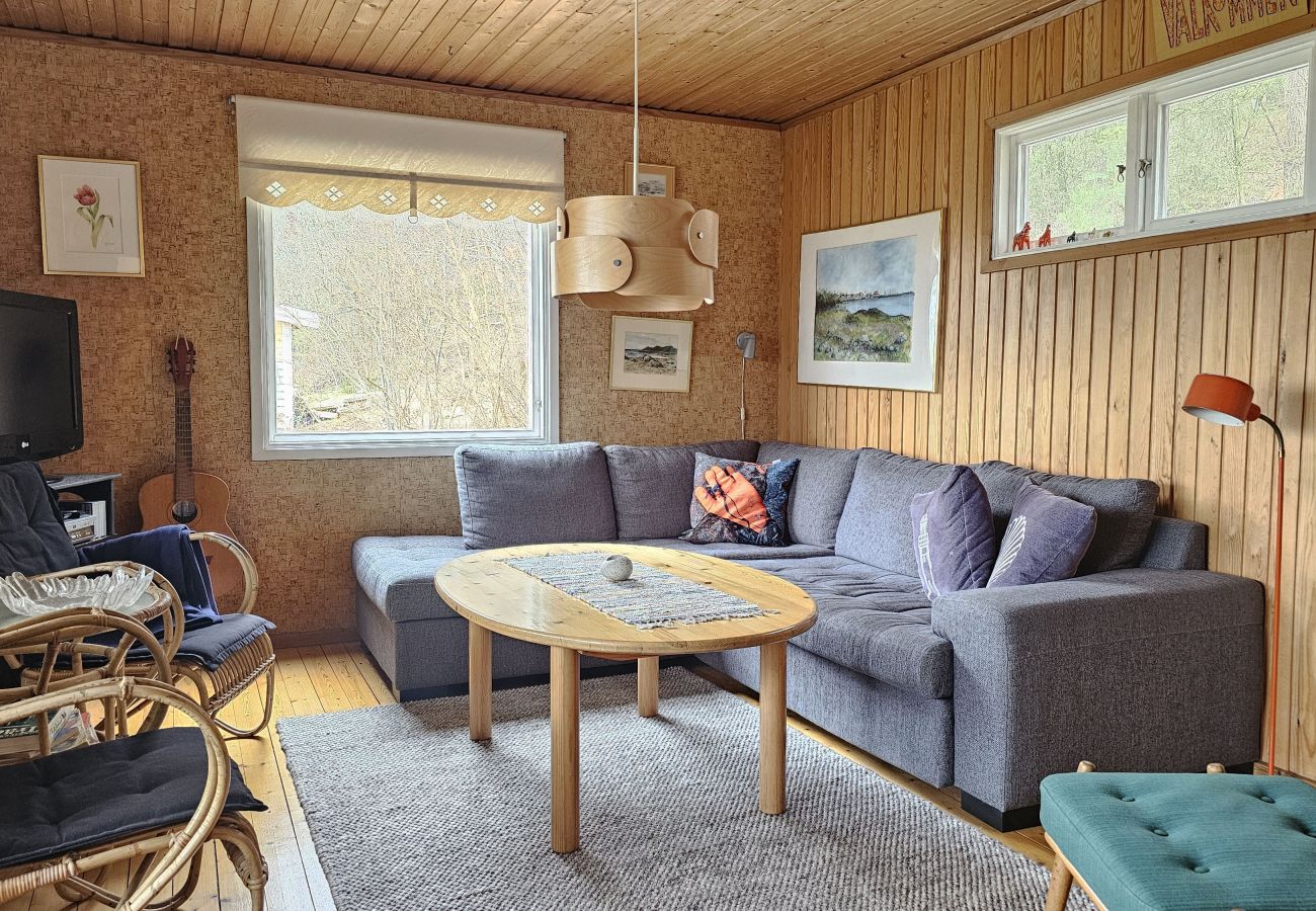 Lanthus i Svanesund - Mysig stuga 200m från havet i Svanesund | SE09183