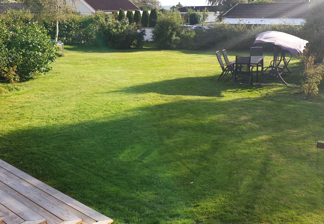 Stuga i Åsa - Drömstuga vid havet i Frillesås |SE02120