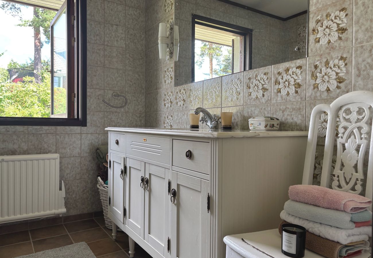 Stuga i Åtvidaberg - Drömboende vid golfbanan i Åtvidaberg |SE10025