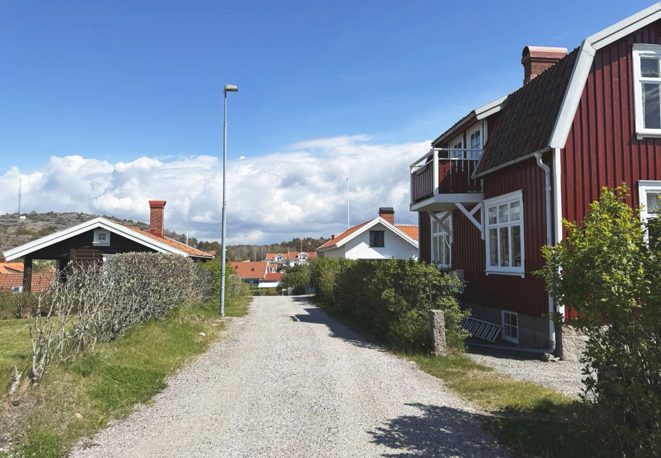 Stuga i Grebbestad - Charmigt skärgårdshus i Grebbestad | SE09082