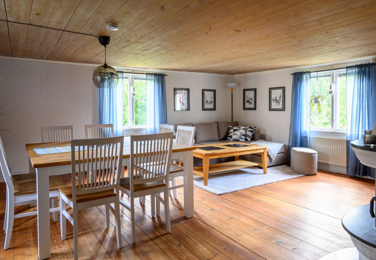 Stuga i Vena - Lantligt hus nära Astrid Lindgrens värld | SE05100