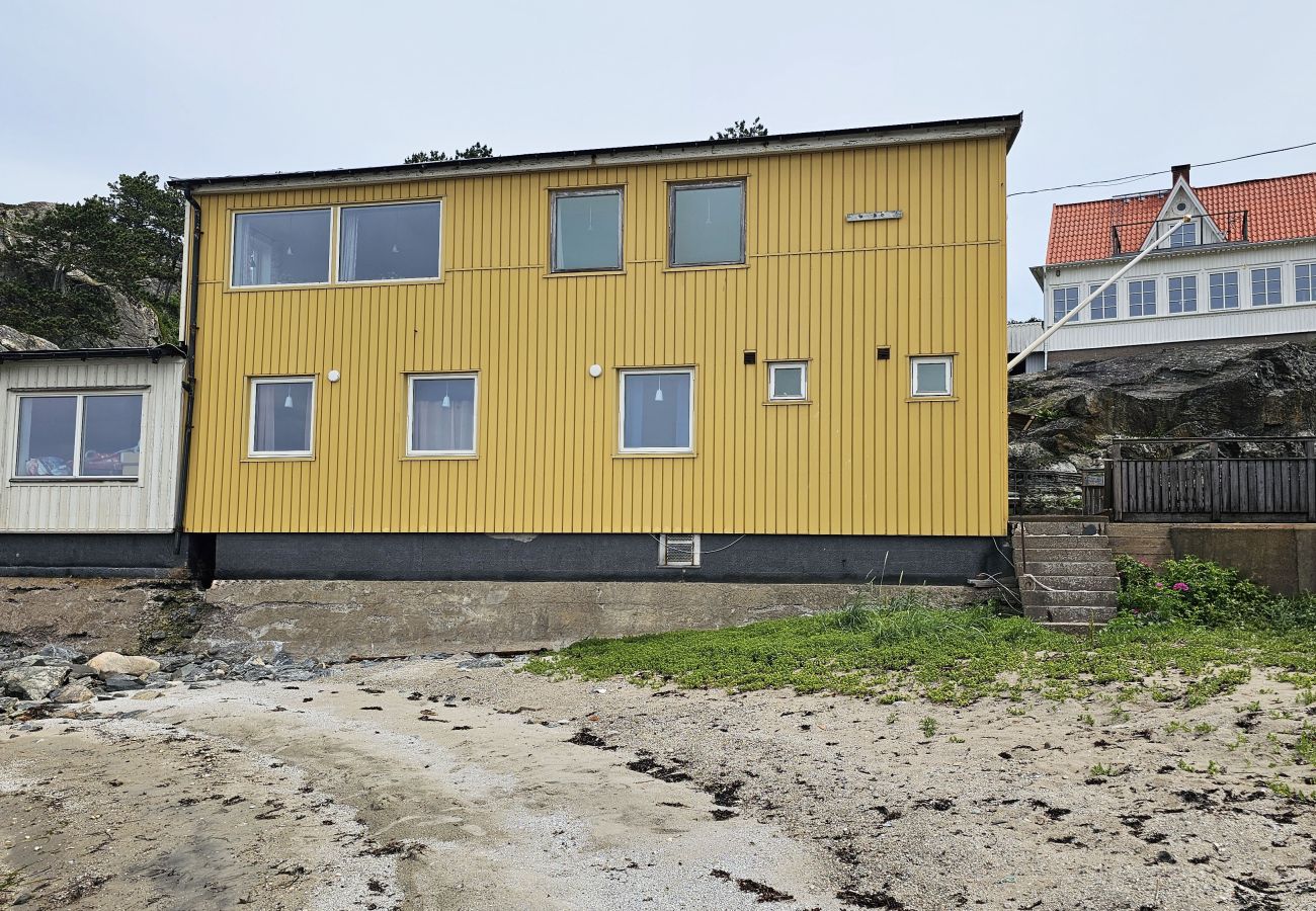 Lägenhet i Ellös - Strandlägenheter i Ellös | SE09185